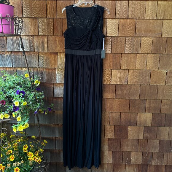 NWT Vera Wang Stunning Black Sleeveless Gown with Sheer Sequin Bodice Women's 8 - Picture 1 of 11